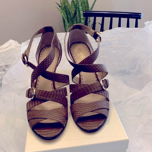 Coach 11M Leather Heel - Picture 1 of 4